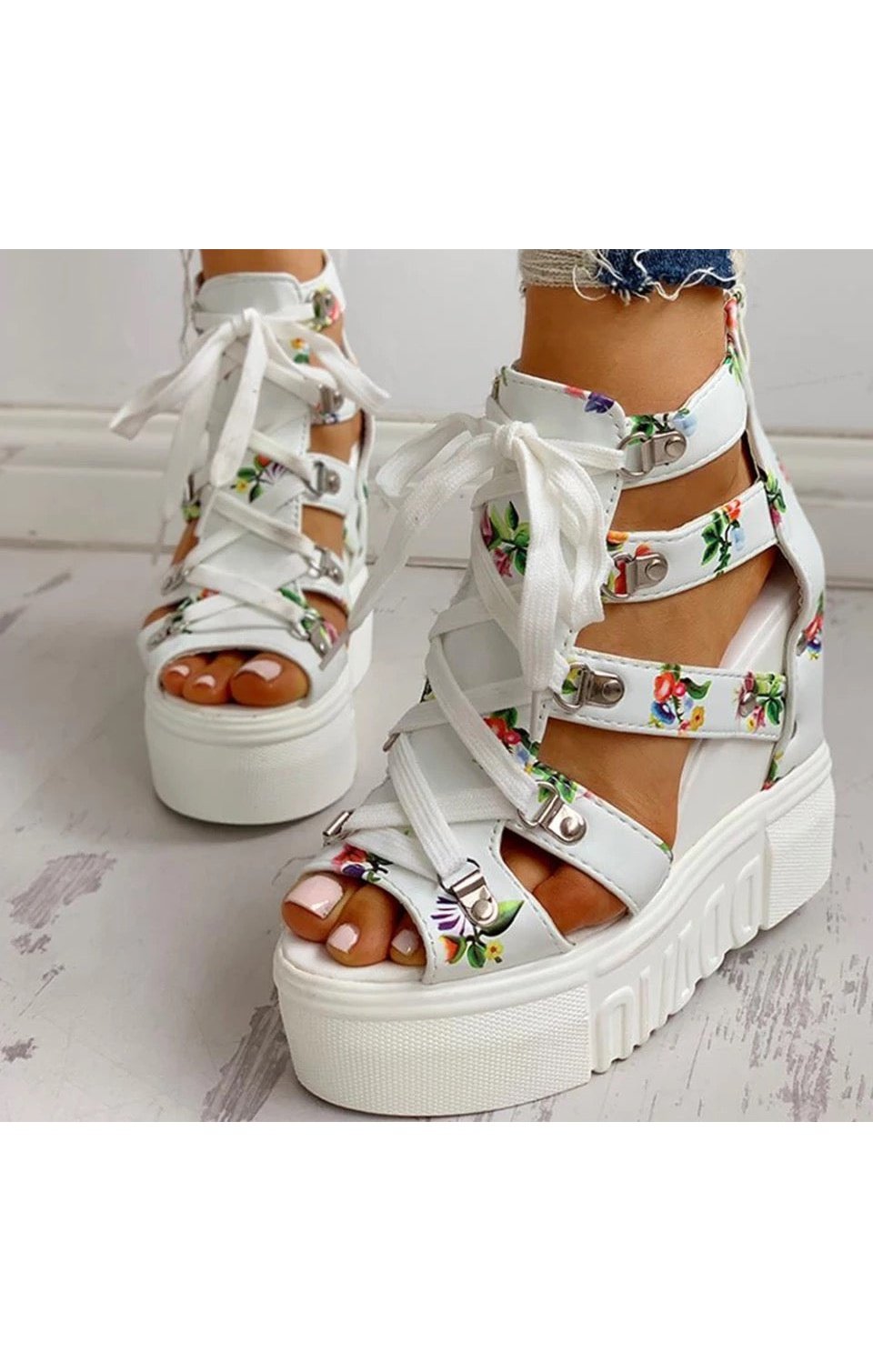 Platform  Floral Lace wedges shoes (2 Colors)