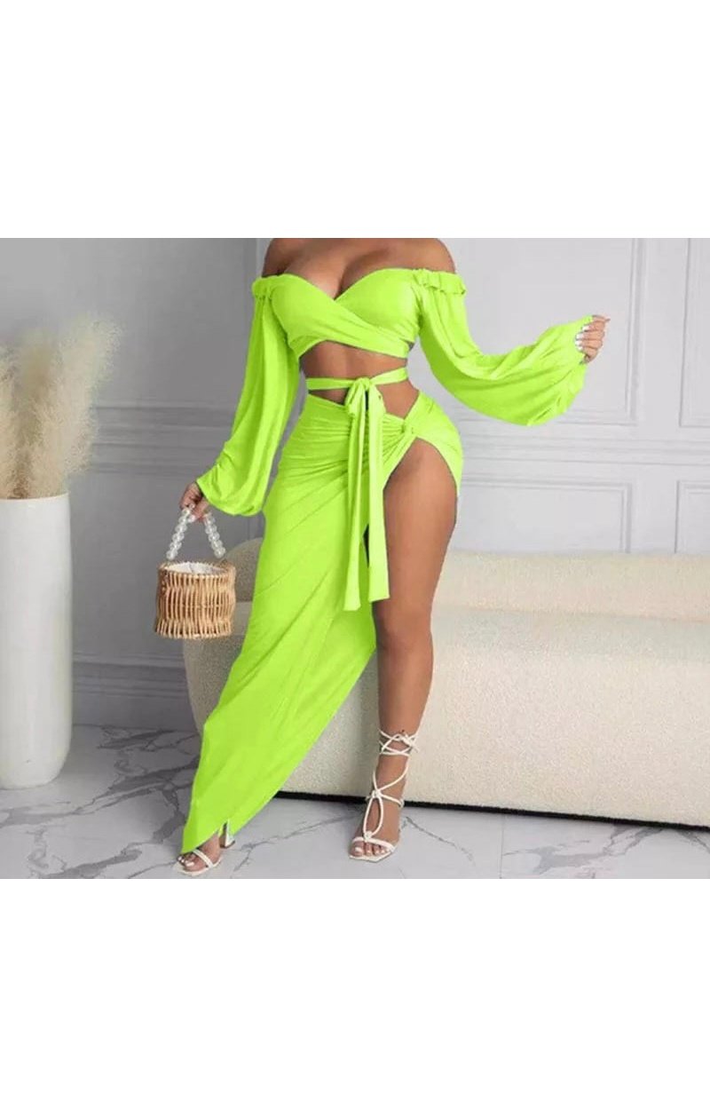 Two Pieces Sets Sexy Off the shoulder Top Slit Skirt Set (Many Colors)