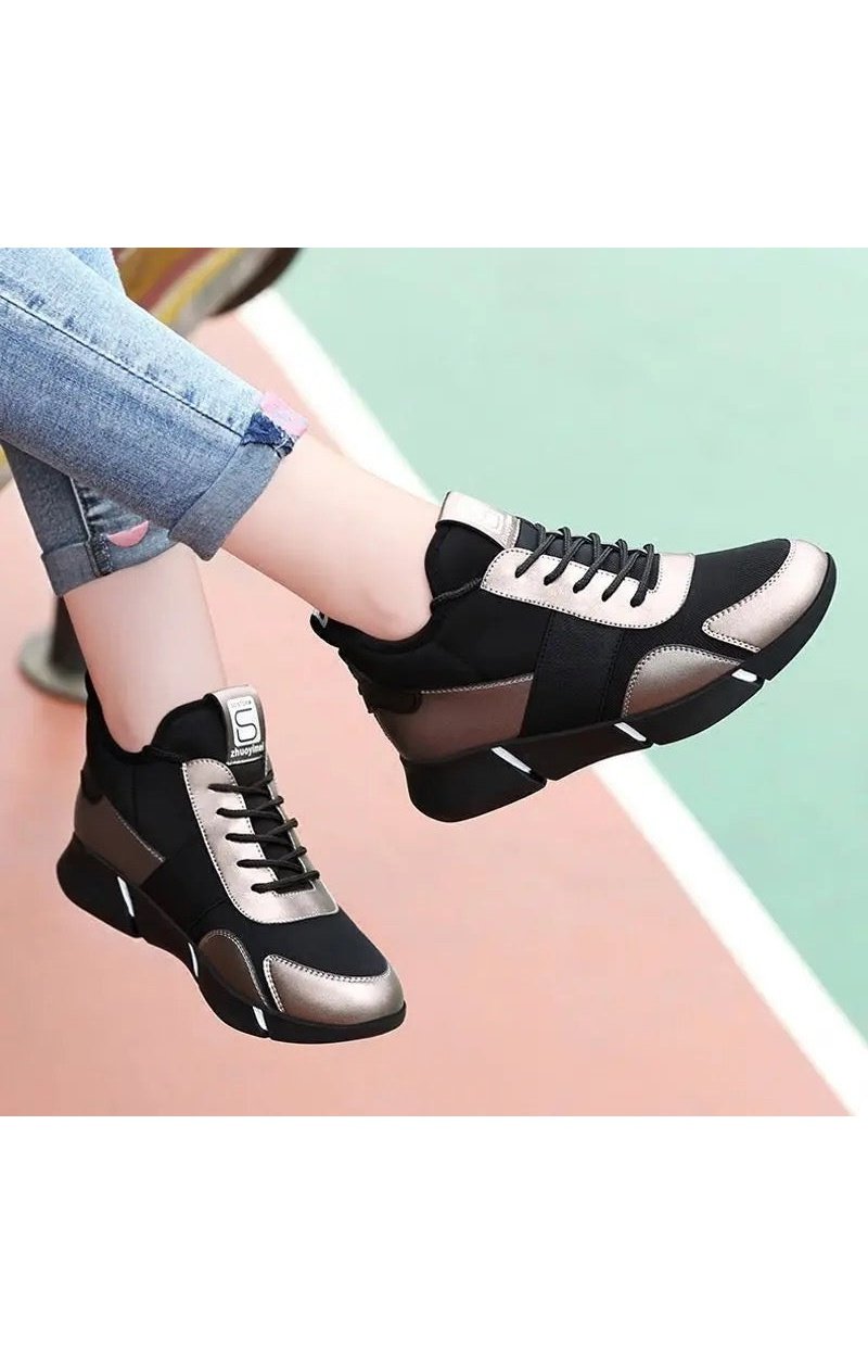 Women’s light breathable Sneakers (3 Colors)