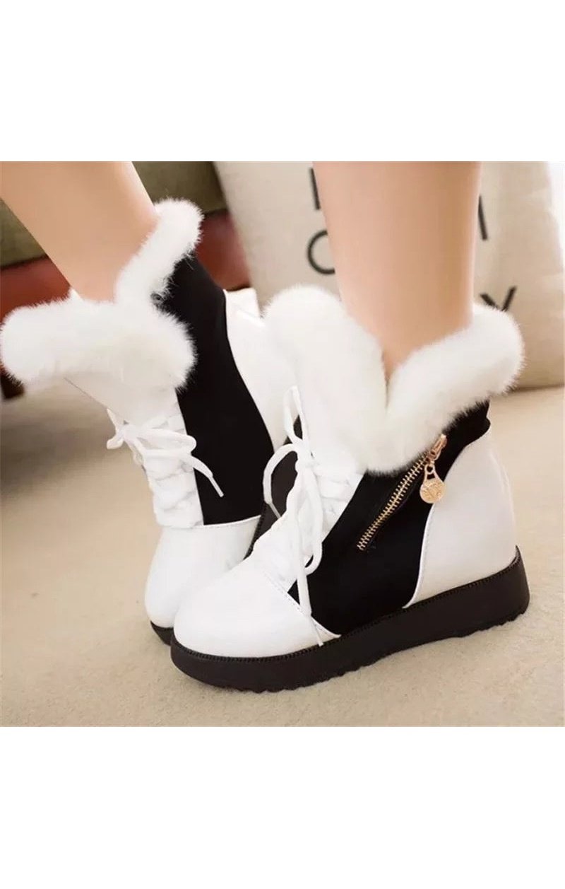 Women’s Thick Two Tone Ankle Faux Fur Boots Chain Shoes (2 Colors)