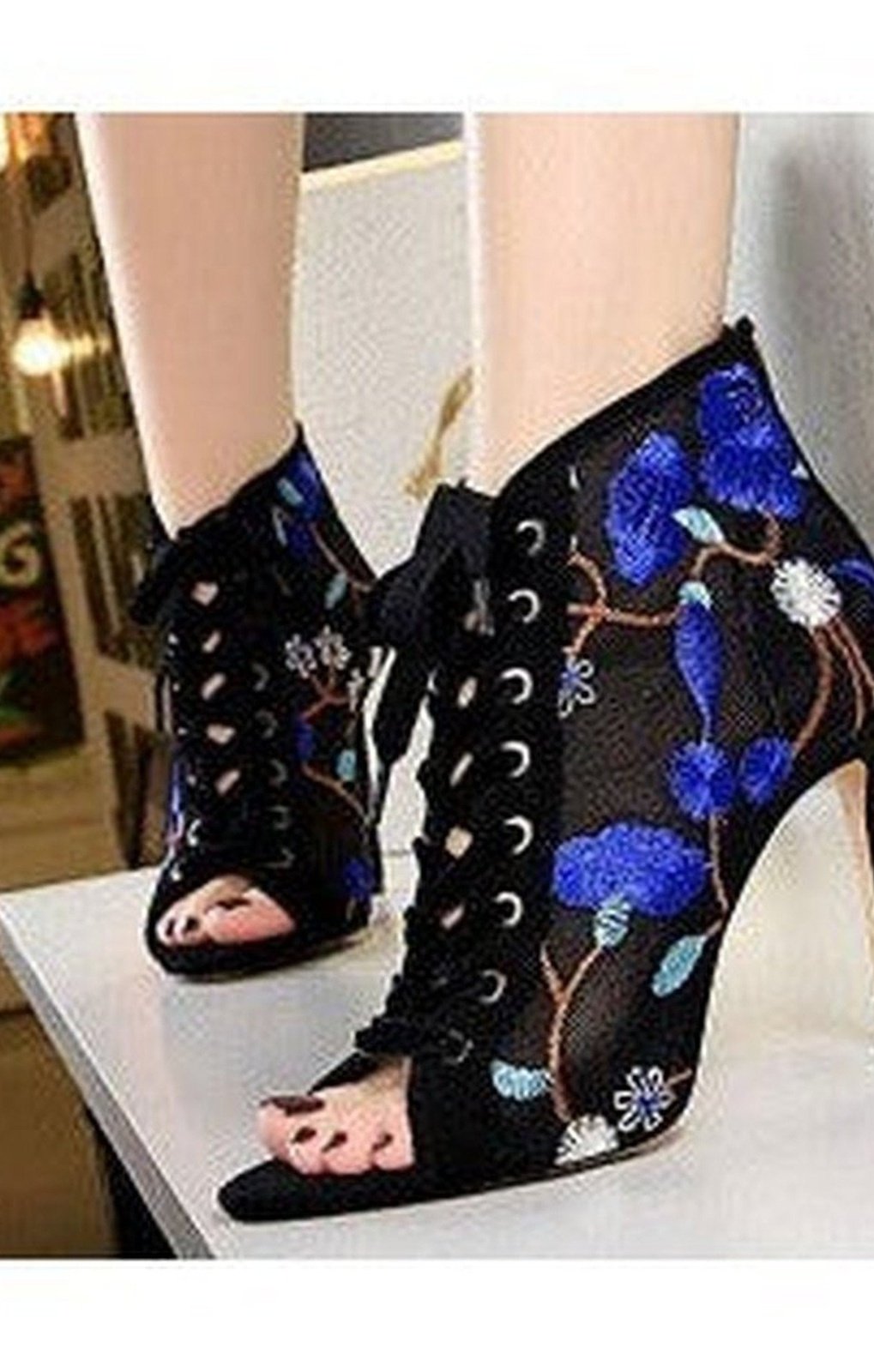 Flower Embroidery Design Lace-up Peep-toe Stiletto Sandals Shoes