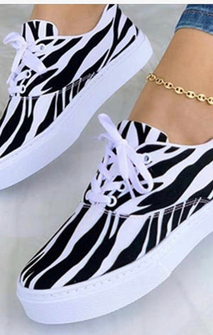 Printed Women’s Sneakers Shoes (5 Colors)
